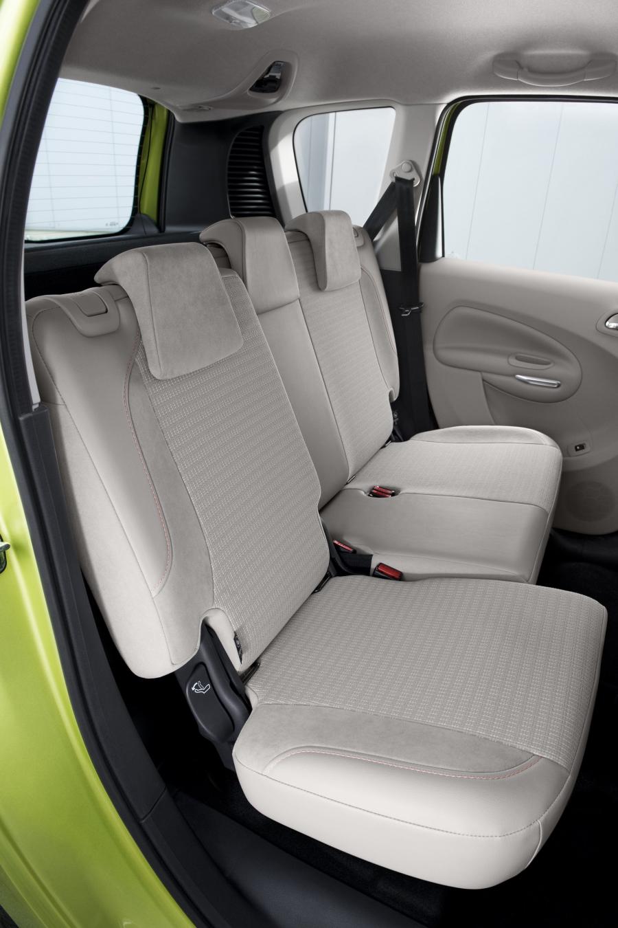  Citroen C3 Picasso 2009 года  (фото 225 из 242)